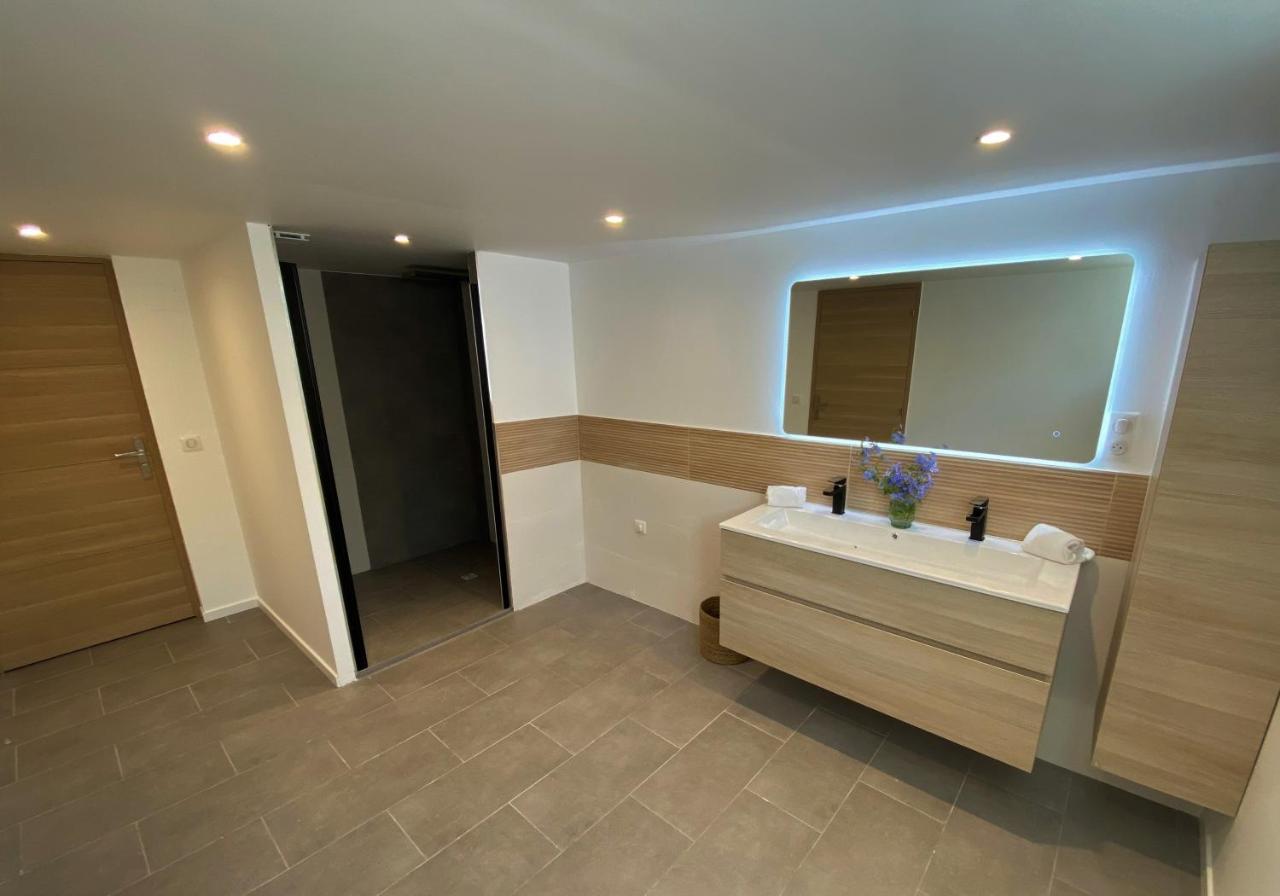 Appartement Rez De Villa Proche Port Et Plages De Sanary מראה חיצוני תמונה